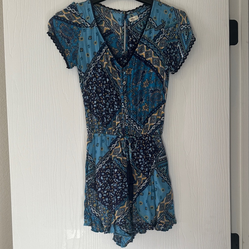 Hollister Blue and Yellow Patterned Romper